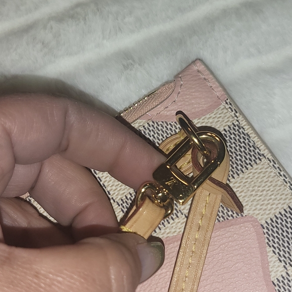 Louis Vuitton Neverfull Azur Tha Rose - Pouch only. - Picture 6 of 8